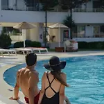 Rezort Altin Yunus & -