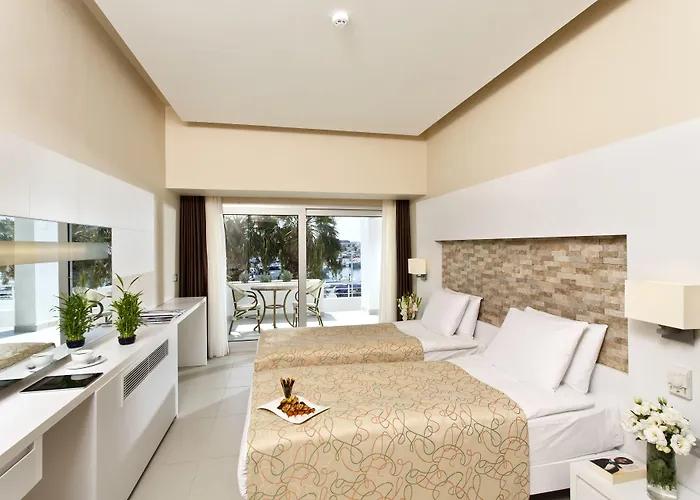 Altin Yunus & - Çeşme