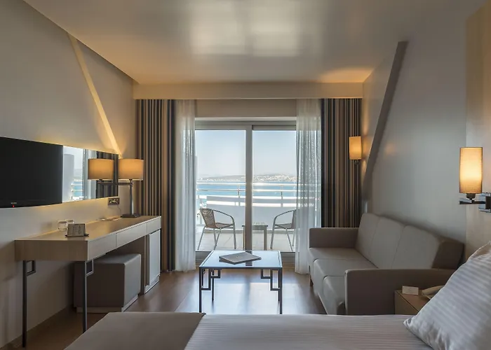 Altin Yunus & - 5* Çeşme