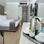 Altin Yunus & - אתר נופש 5*