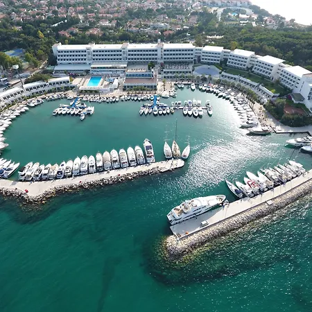 Altin Yunus & - Feriested 5*